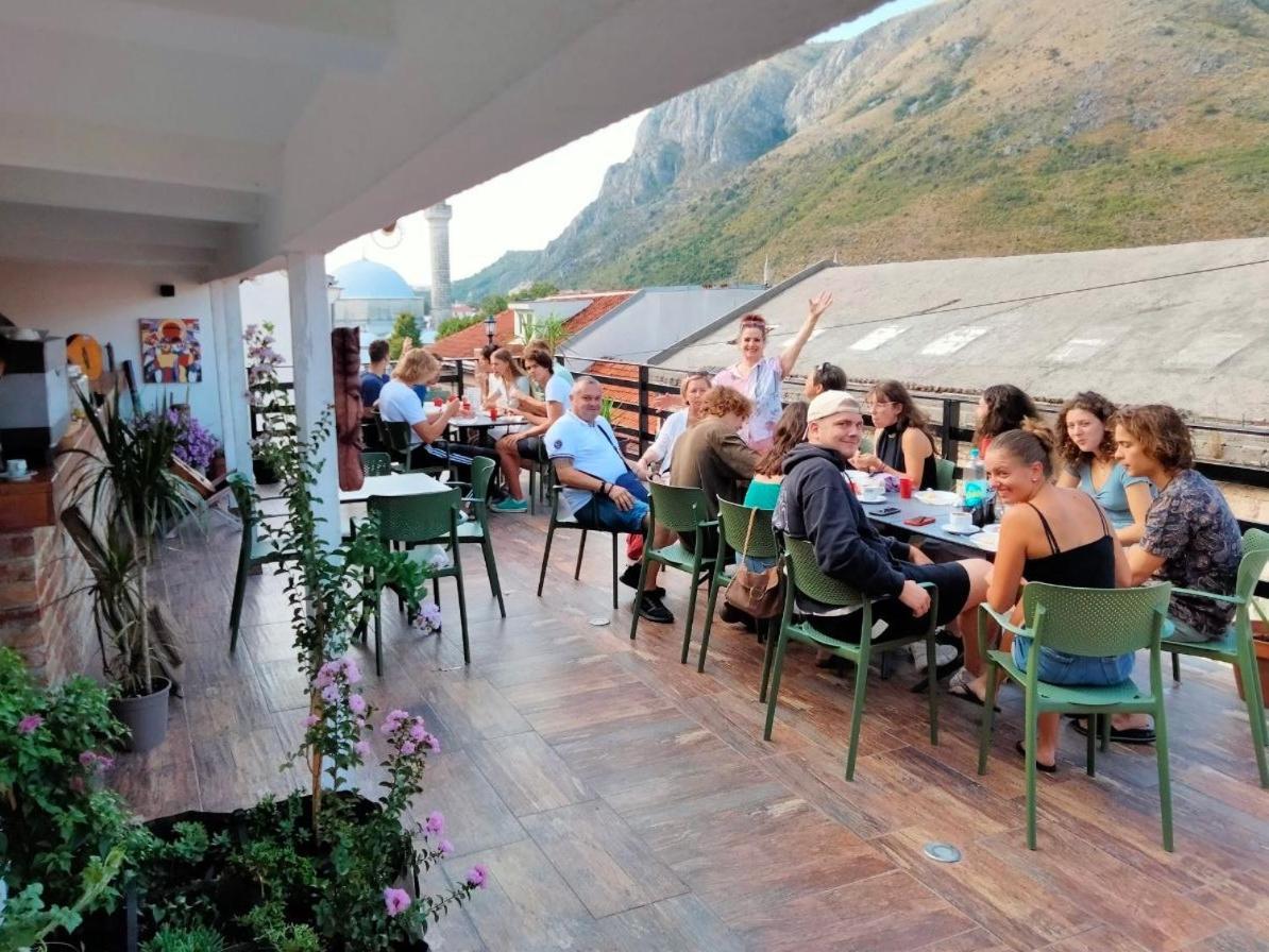 Hostel Backpackers موستار المظهر الخارجي الصورة